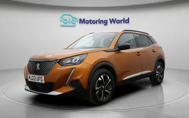 Used Peugeot 2008 Allure Premium 101 HP (74 kW) 2022 Orange SUV