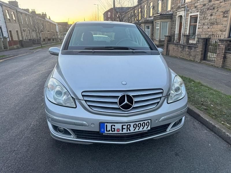 Usado Mercedes B170 2006 Prateado Monovolume