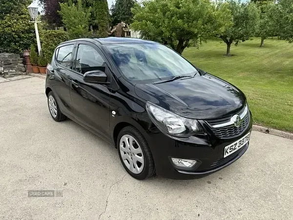 Used Vauxhall Viva 75 HP (55 kW) 2017 Black Hatchback
