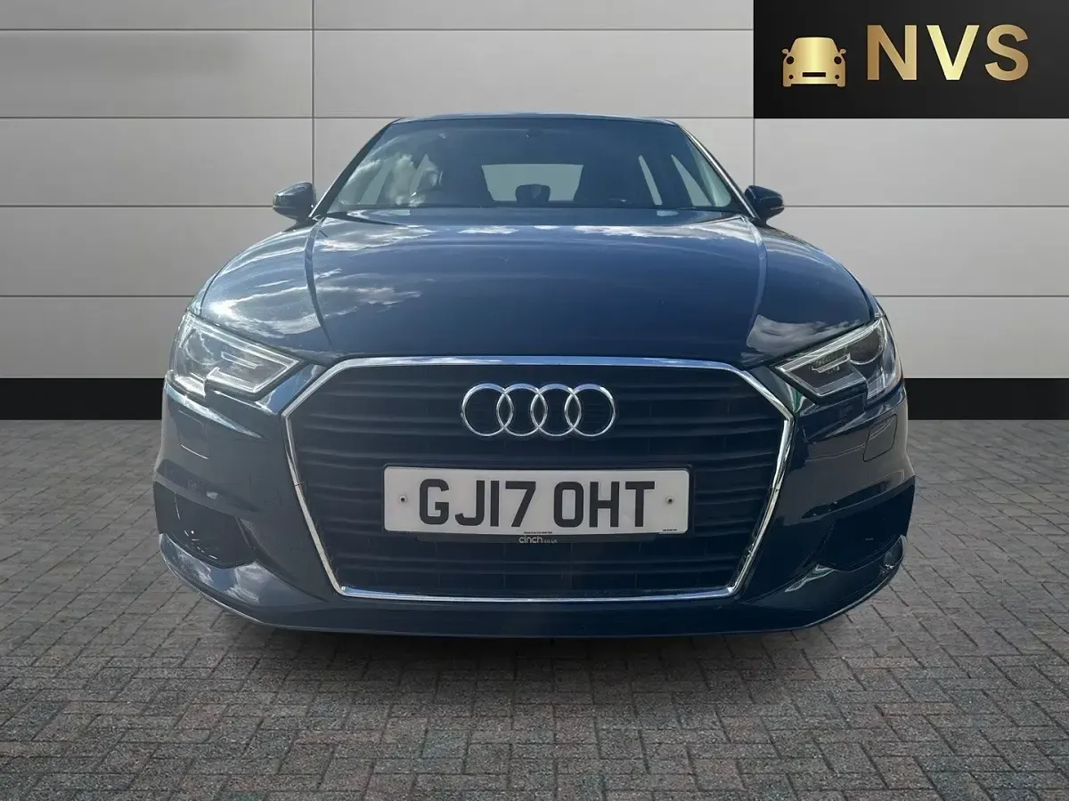 Used Audi A3 Premium 150 HP (110 kW) 2017 Blue Hatchback