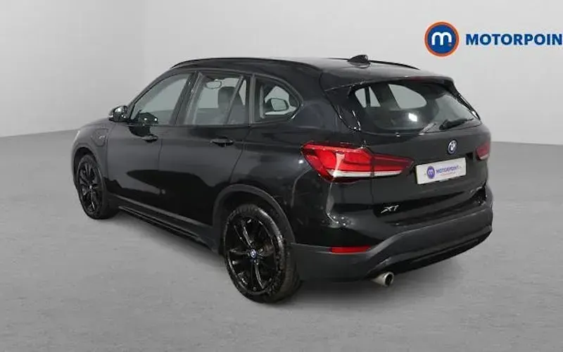 Usado BMW X1 Sport Line 220 CV (161 kW) 2022 Negro SUV