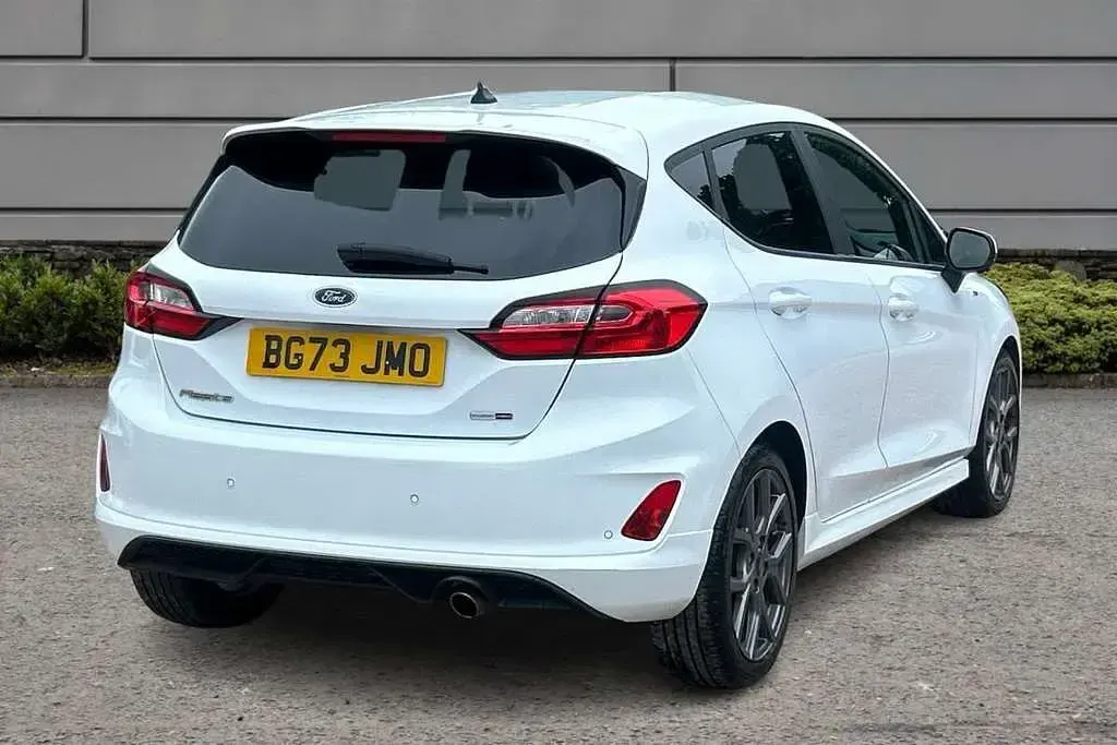 Used Ford Fiesta ST-Line 123 HP (90 kW) 2023 White Hatchback