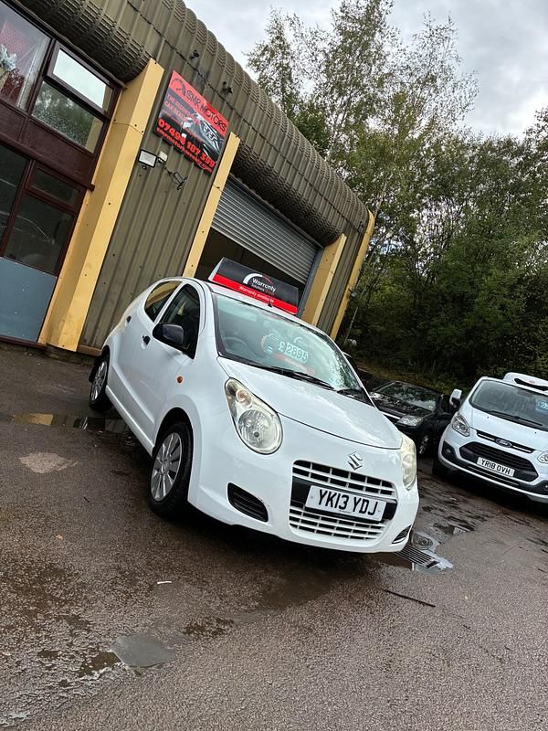 White Used 2013 Suzuki Alto Hatchback | £2,895 (Fair price) - Image 1/4