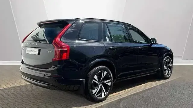 Usado Volvo XC90 Plus 232 HP (170 kW) 2023 SUV