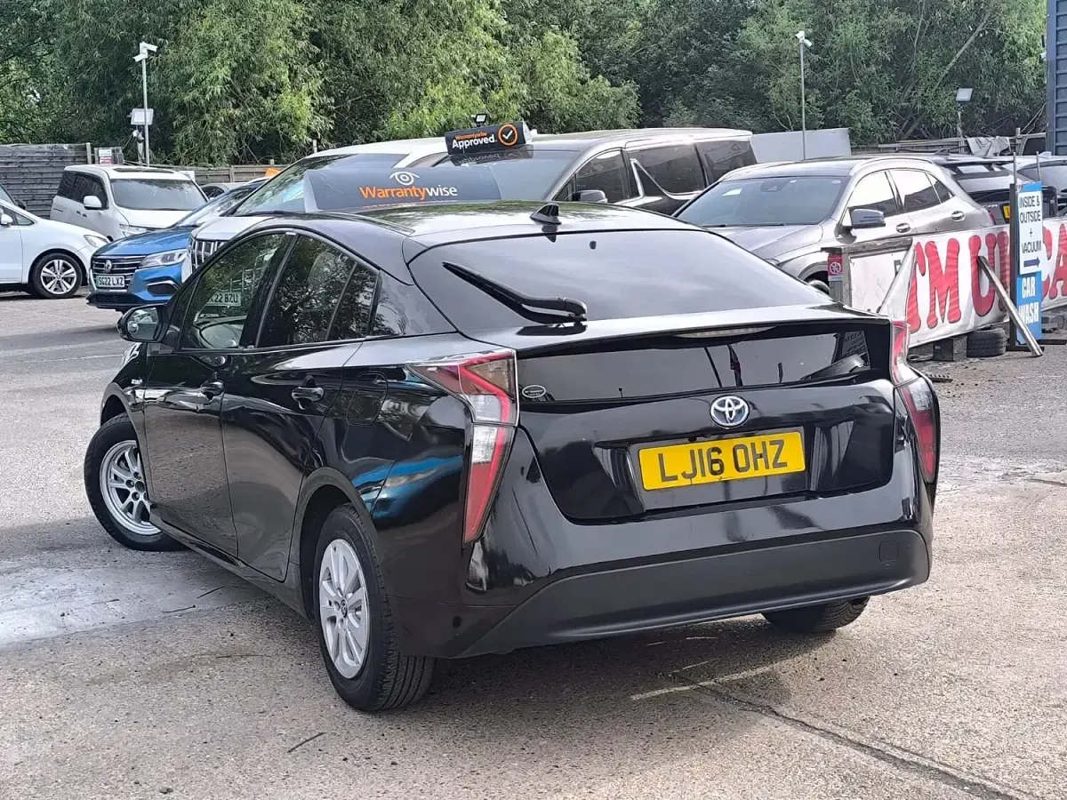 Used Toyota Prius 2016 Black Hatchback