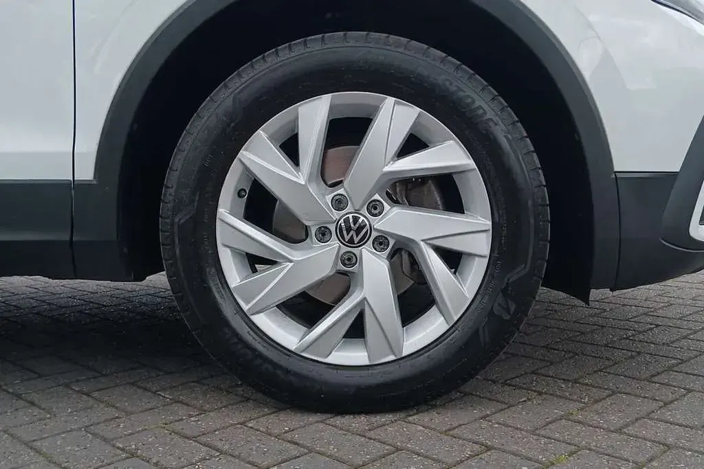Used VW Tiguan Allspace Life 150 HP (110 kW) 2022 White SUV
