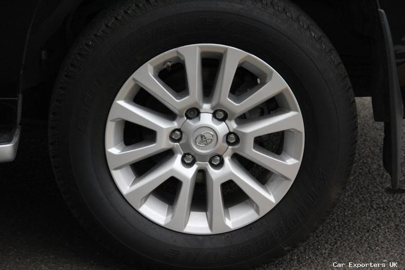 Image 3/4