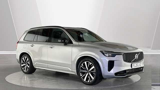 Used 2025 Volvo XC90 Plus SUV | £53,590 (Expensive) - Image 1/3