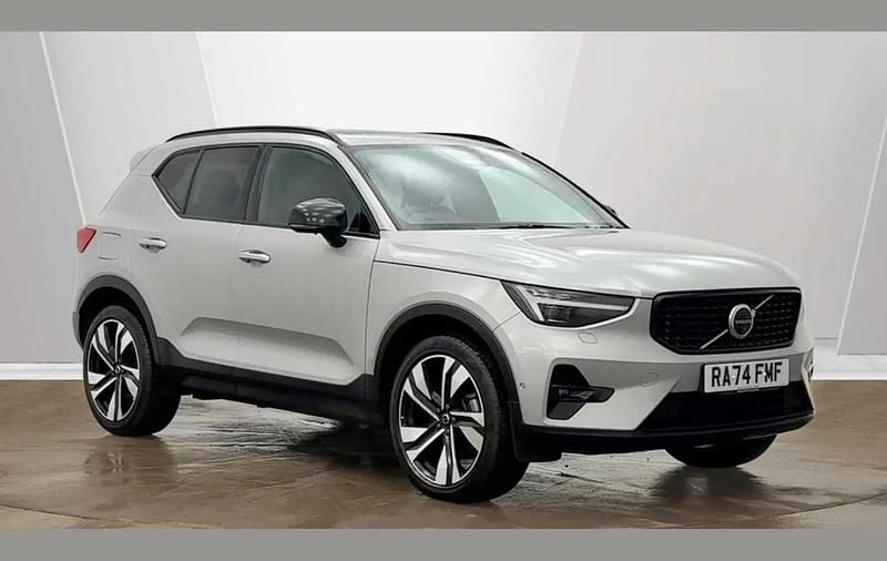 Used Volvo XC40 Ultra 194 HP (142 kW) 2025 Silver SUV