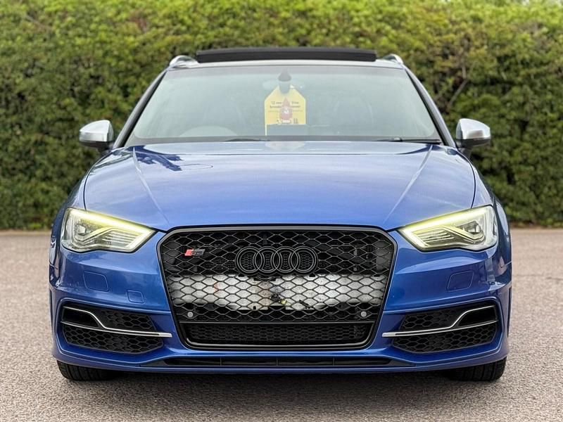 Begagnad Audi S3 Sportback Advanced 300 HK (220 kW) 2015 Blå Halvkombi