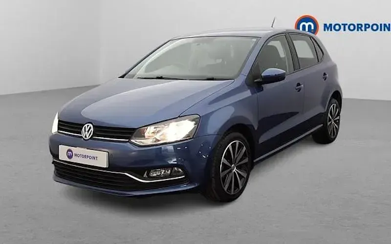 Begagnad VW Polo Match 90 HK (66 kW) 2016 Halvkombi