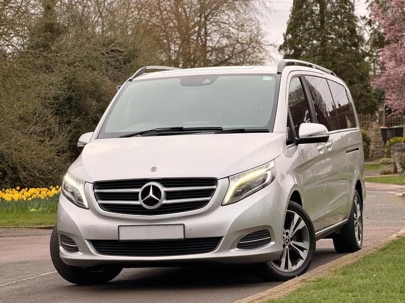 Used Mercedes V220 2018 Silver MPV