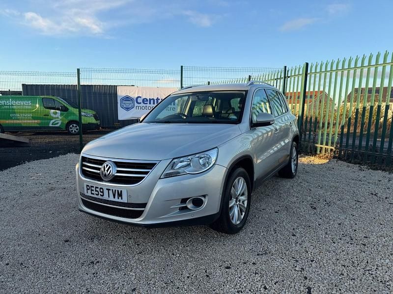 Silver Used 2009 VW Tiguan SE SUV | £2,495 (Good price) - Image 1/4