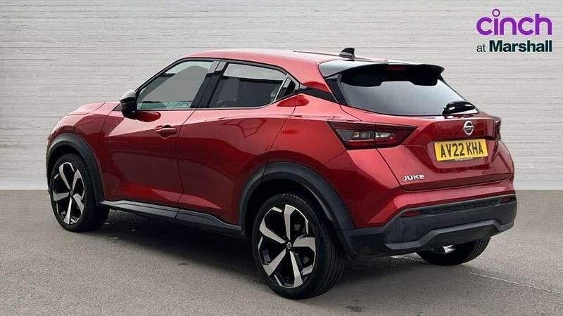 Used Nissan Juke Tekna 114 HP (83 kW) 2022 Red SUV