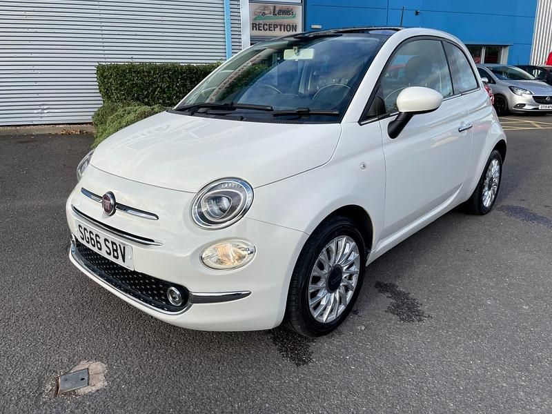 Used Fiat 500 Lounge 69 HP (50 kW) 2016 White Hatchback