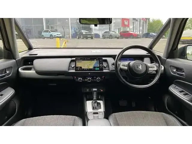 Used Honda Jazz Hybrid 109 HP (80 kW) 2020 White Hatchback