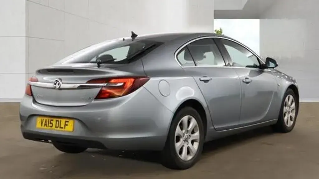 Used Vauxhall Insignia S 2015 Silver Hatchback