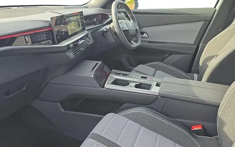Used Vauxhall Grandland X Ultimate 145 HP (106 kW) 2025 Grey SUV