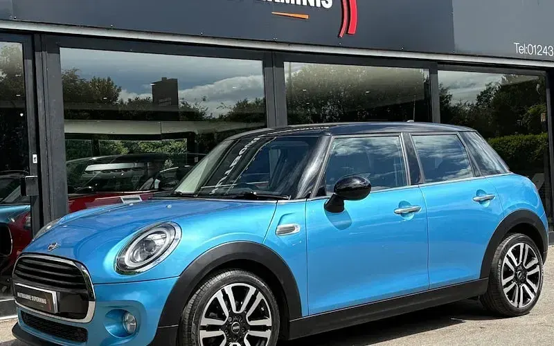 Używany Mini Cooper Hatch 136 KM (100 kW) 2018 Hatchback