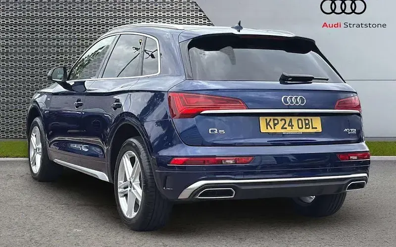 Used Audi Q5 S-Line 204 HP (150 kW) 2024 Blue SUV
