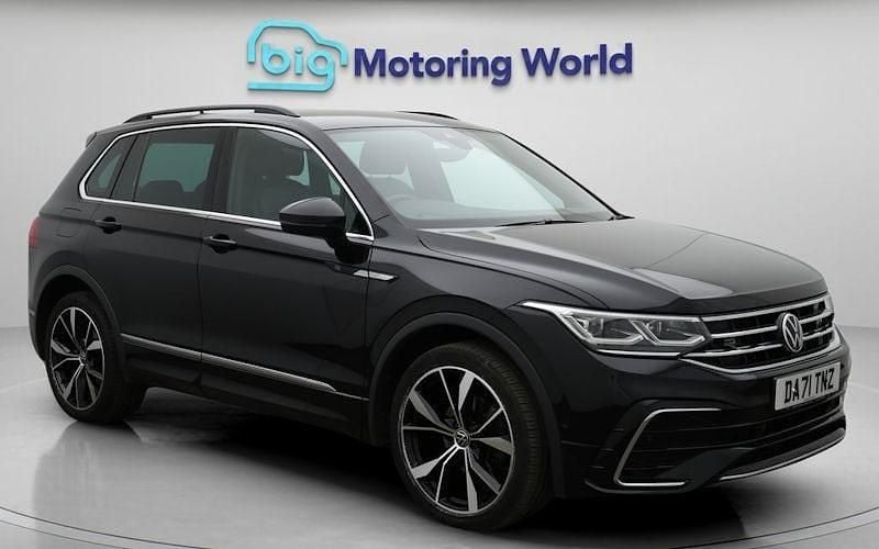 Used 2023 VW Tiguan R-line SUV | £21,900 (Good price) - Image 1/4