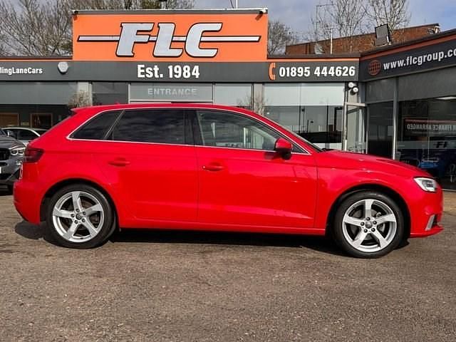 Used Audi A3 Sportback Sport 150 HP (110 kW) 2017 Red Hatchback