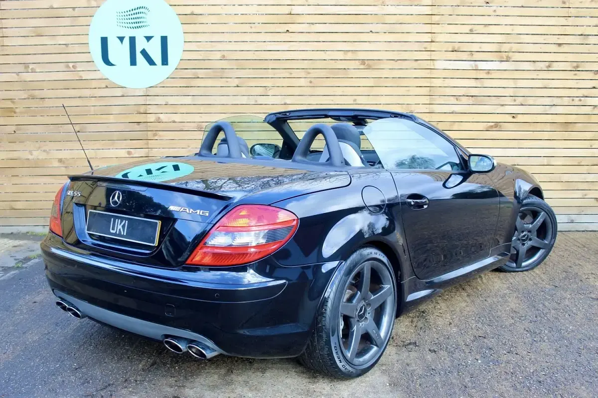 Used Mercedes SLK55 AMG AMG 360 HP (264 kW) 2005 Blue Cabriolet