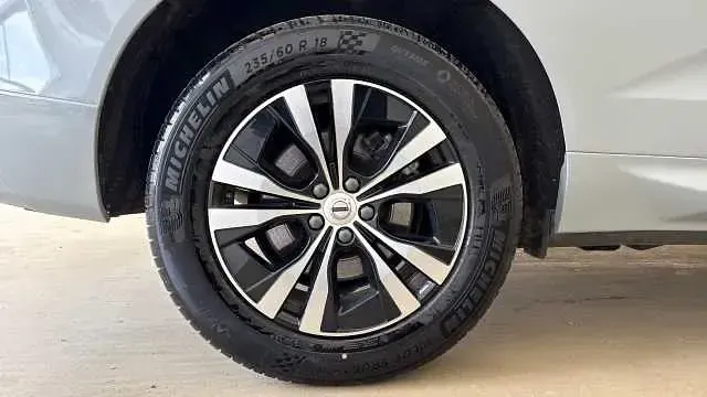 Usado Volvo XC60 Core 247 HP (181 kW) 2025 Cinzento SUV