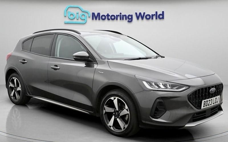 Used Ford Focus Active 155 HP (114 kW) 2023 Grey Hatchback