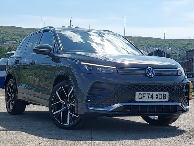 Grey Used 2024 VW Tiguan R-line SUV | £34,498 (Expensive) - Image 1/4