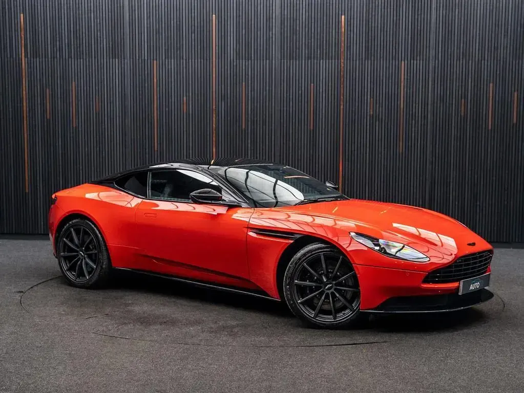 Used Aston Martin DB11 503 HP (369 kW) 2022 Red Coupe