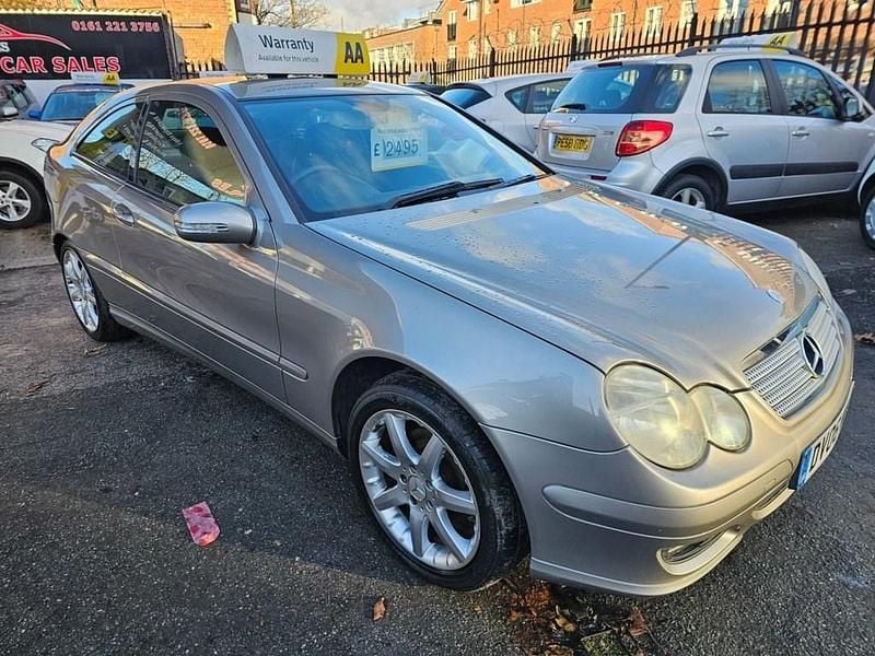 Used Mercedes C180 SE 143 HP (105 kW) 2006 Silver Coupe