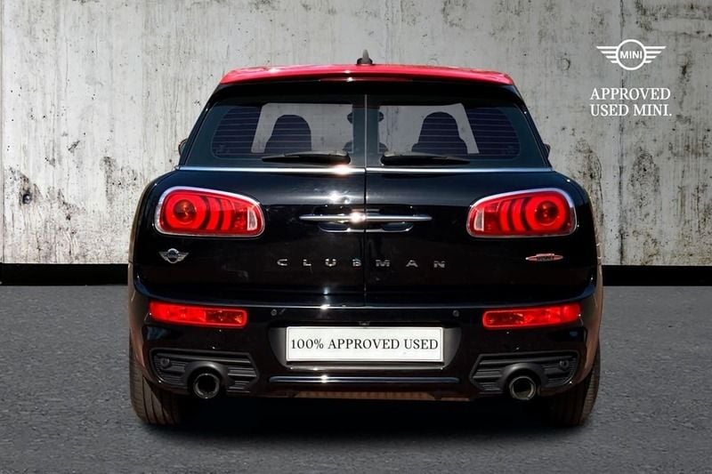Used Mini John Cooper Works Clubman Chili 231 HP (169 kW) 2018 Midnight black  Estate