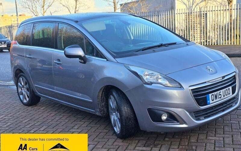 Used 2016 Peugeot 5008 Allure MPV | £4,988 (Good price) - Image 1/4