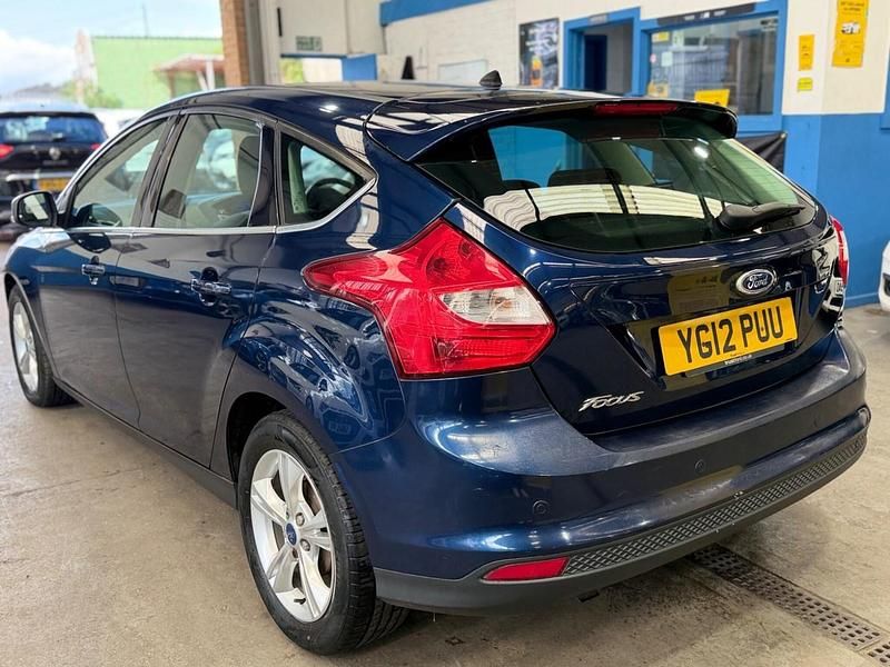 Used Ford Focus Zetec 2012 Blue Hatchback