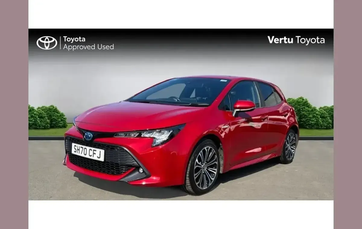 Used Toyota Corolla Design 122 HP (89 kW) 2020 Red Hatchback