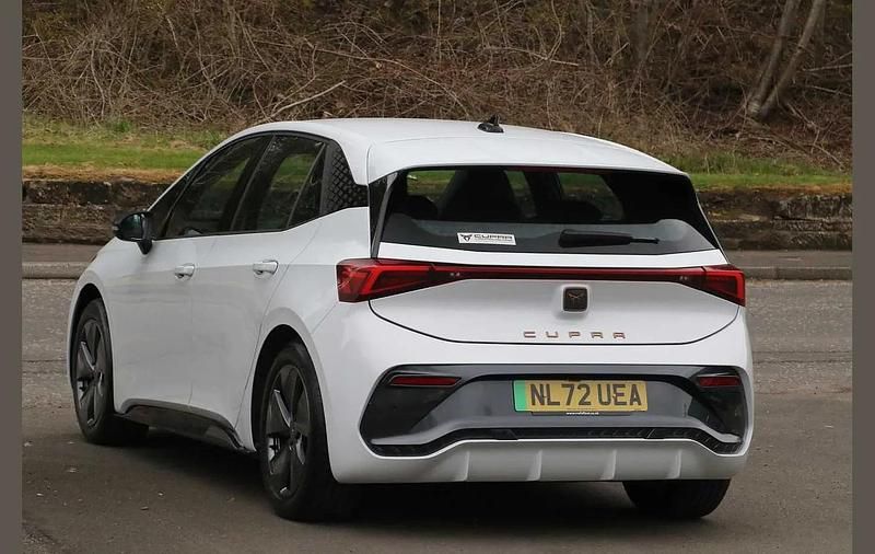 Used Cupra Born 150 kW (204 HP) 2022 White Hatchback