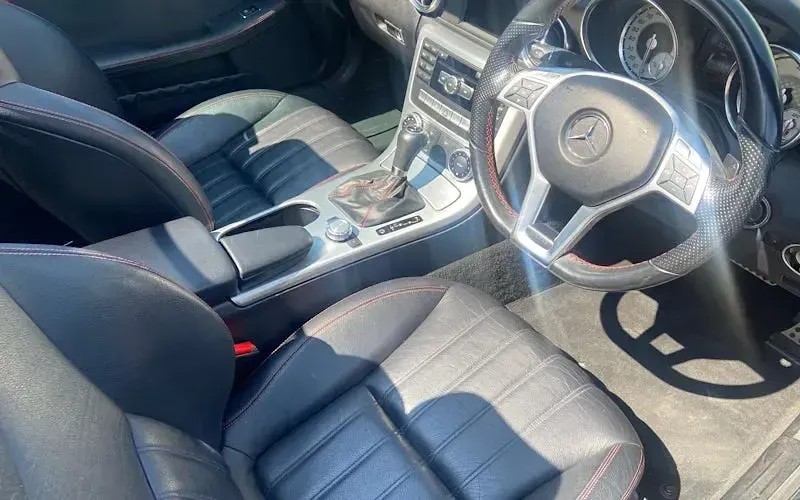 Used Mercedes SLK250 AMG 204 HP (150 kW) 2013 Cabriolet