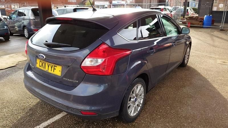 Used Ford Focus Titanium 2011 Grey Hatchback