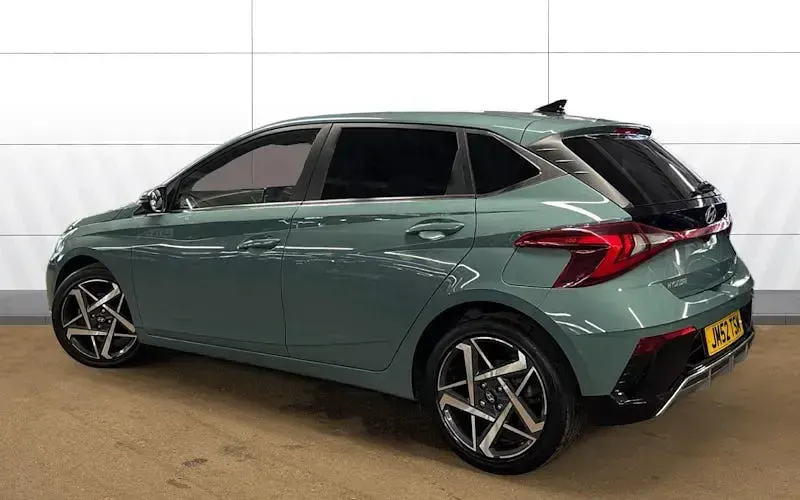 Używany Hyundai i20 Premium 101 KM (74 kW) 2025 Zielony Hatchback