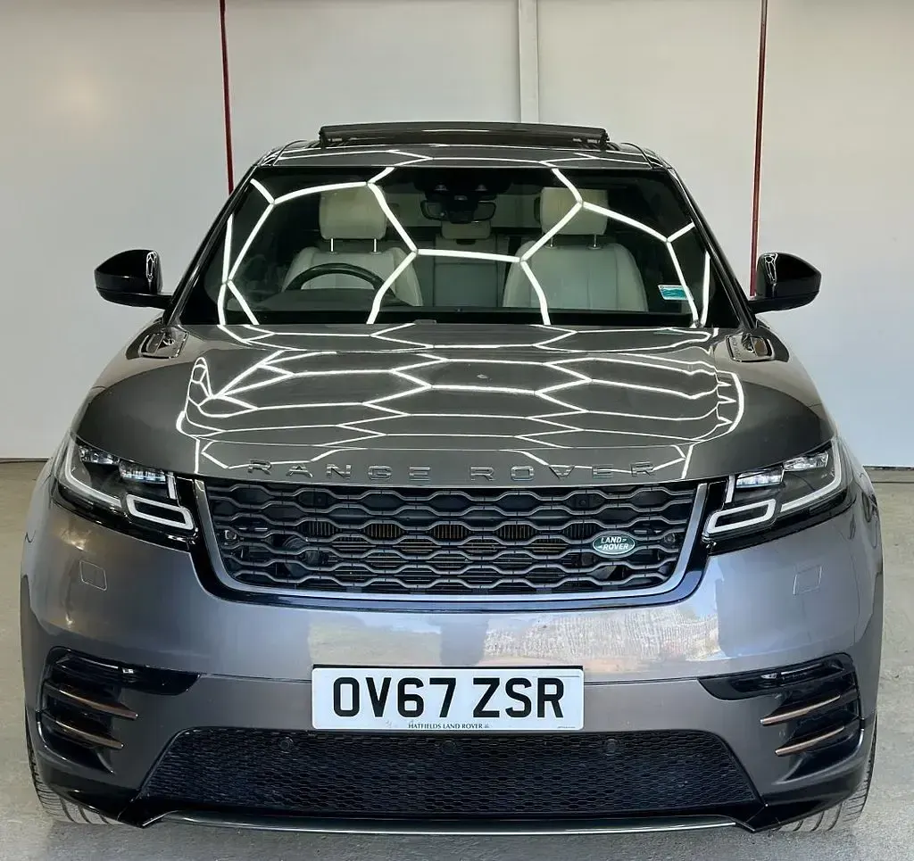 Used Land Rover Range Rover Velar SE Dynamic 240 HP (176 kW) 2017 Grey SUV