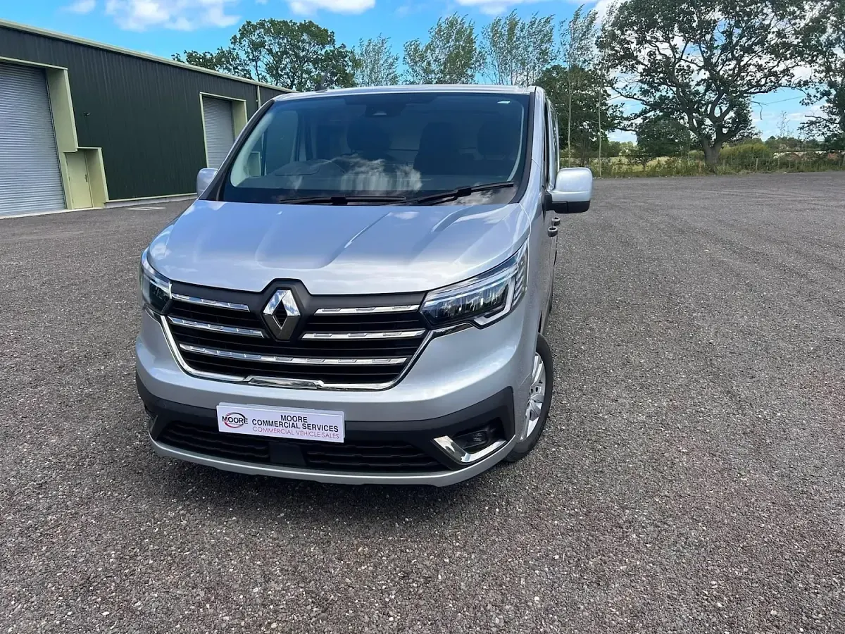 Used Renault Trafic 2023 Grey MPV