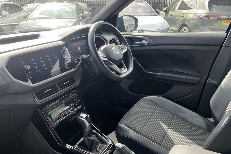 Used VW T-Cross R-line 110 HP (80 kW) 2022 Blue SUV