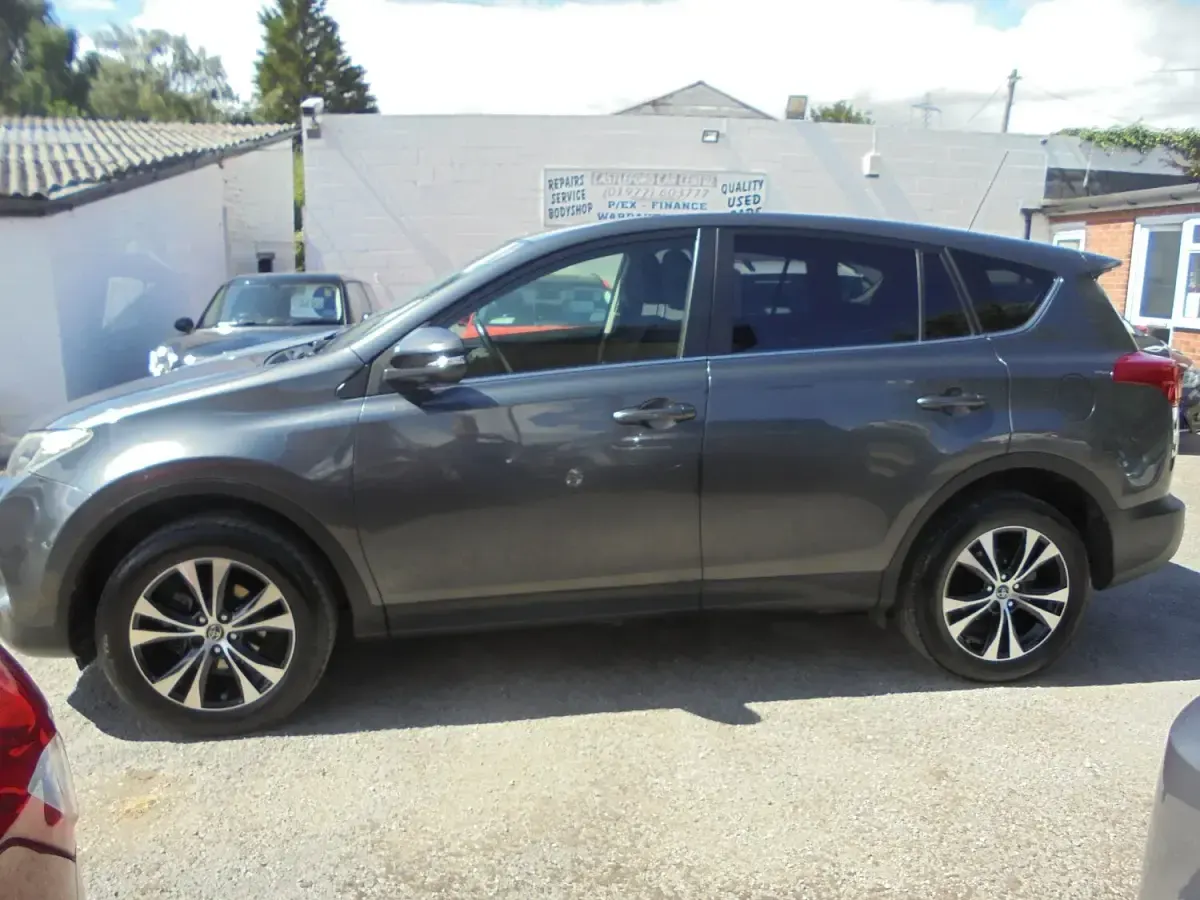 Used Toyota RAV4 124 HP (91 kW) 2014 Grey SUV