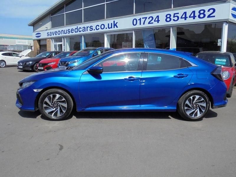 Blue Used 2018 Honda Civic SE Hatchback | £7,694 (Fair price) - Image 1/4