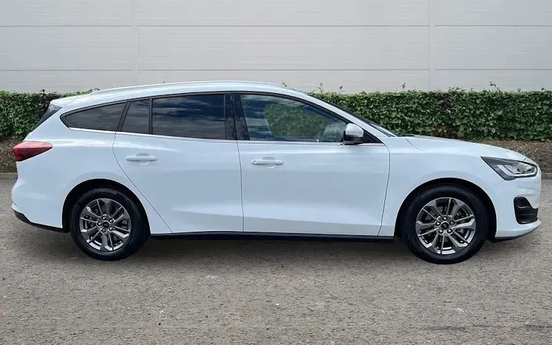 Używany Ford Focus Titanium 125 KM (91 kW) 2023 Kombi