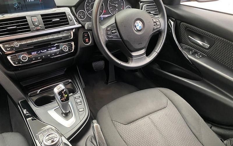 Used BMW 320 190 HP (139 kW) 2017 Grey Sedan