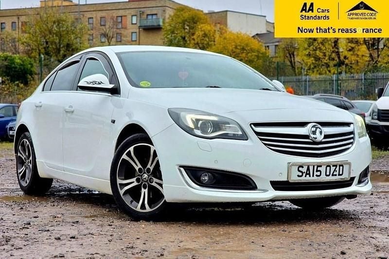 White Used 2015 Vauxhall Insignia Edition Hatchback | £2,488 (Super price) - Image 1/1