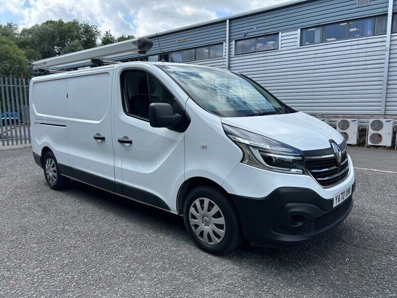 White Used 2021 Renault Trafic Business Van | £8,495 (Good price) - Image 1/4