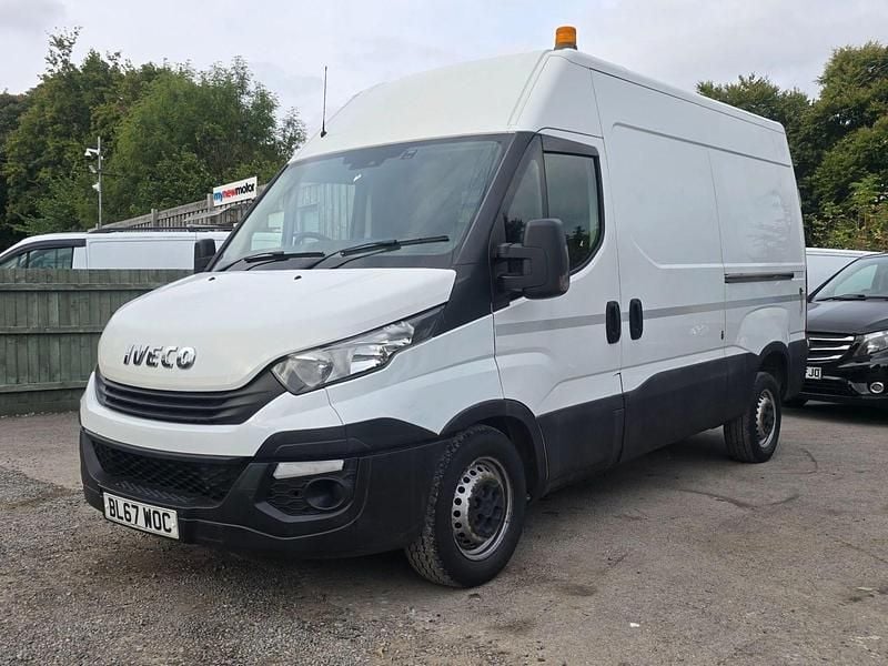 White Used 2018 Iveco Daily | £8,999 (Super price) - Image 1/4